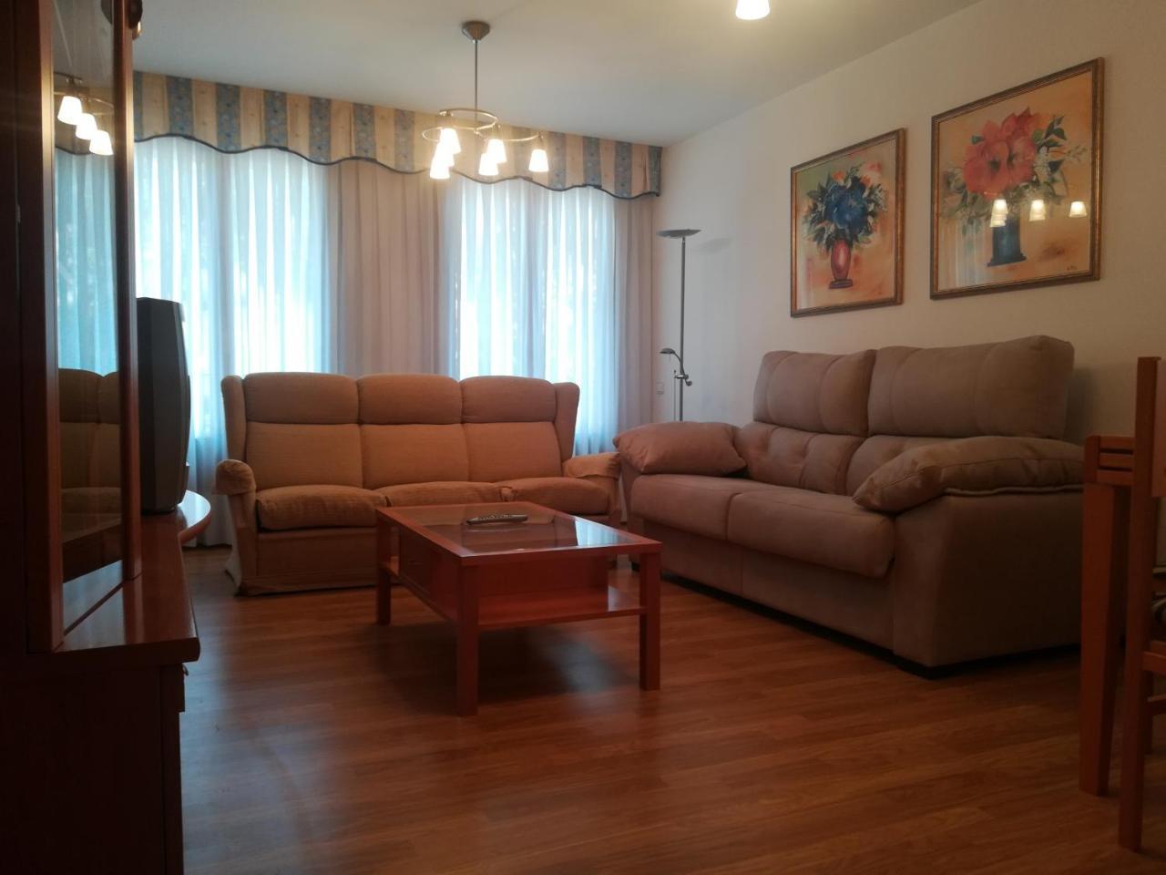 Apartamento "Paseo Del Sauco" Ezcaray Luaran gambar