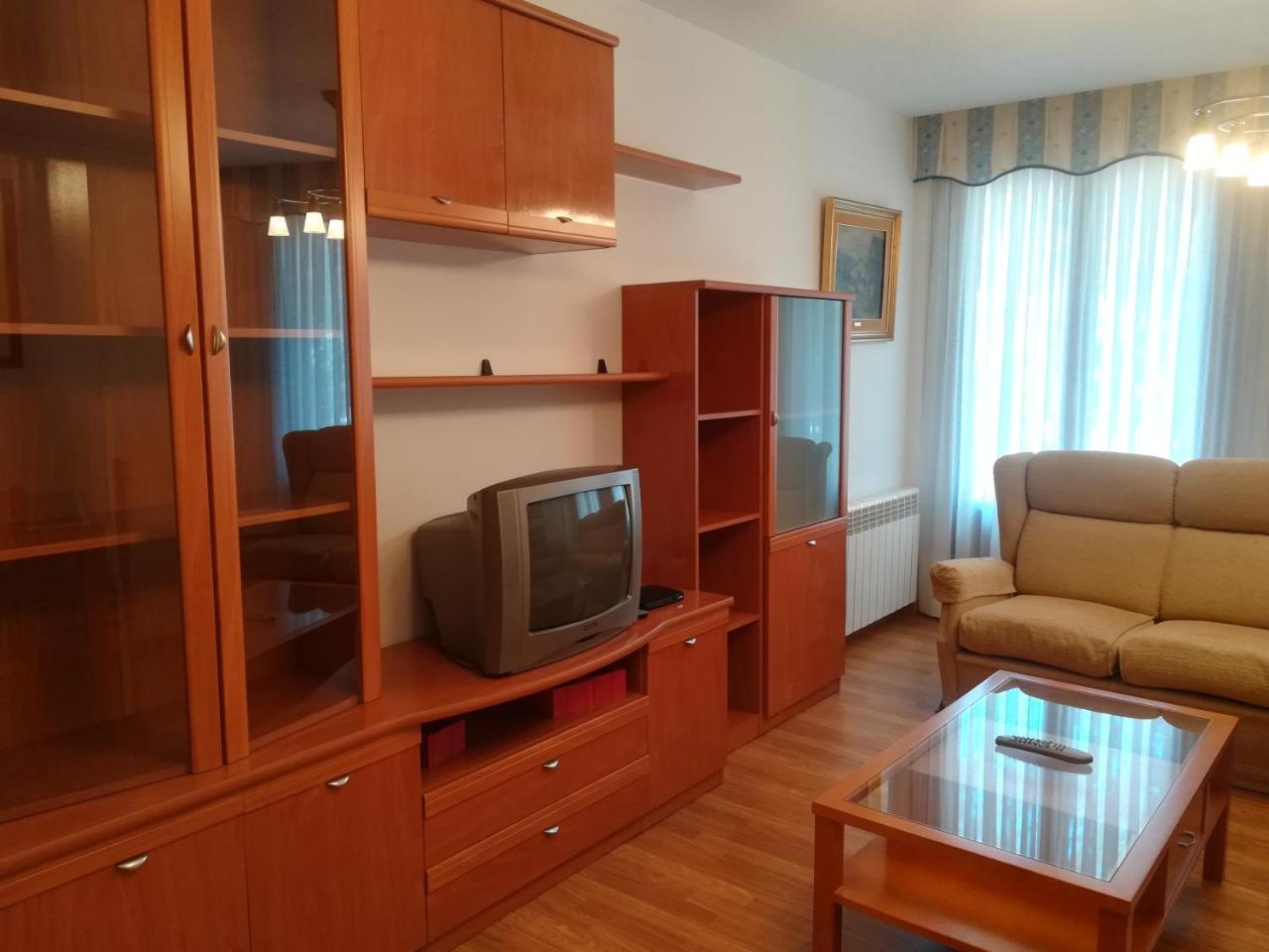 Apartamento "Paseo Del Sauco" Ezcaray Luaran gambar